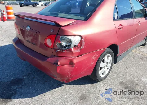 2004 Toyota Corolla S из США, поврежденный, VIN 1NXBR32E54Z239613